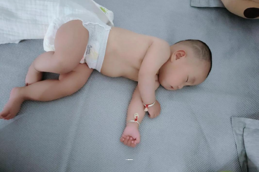 建湖孕妇显怀早的原因